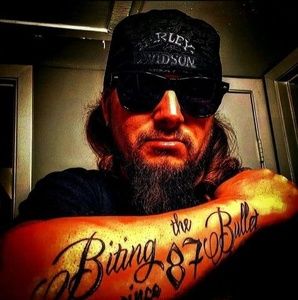 Meet your Posher, Eric